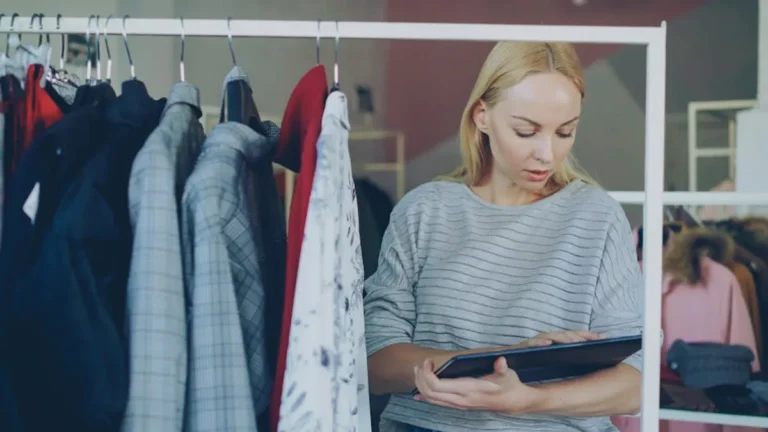 Fashionisk Review: What It Is, Features, Safety, and Alternatives