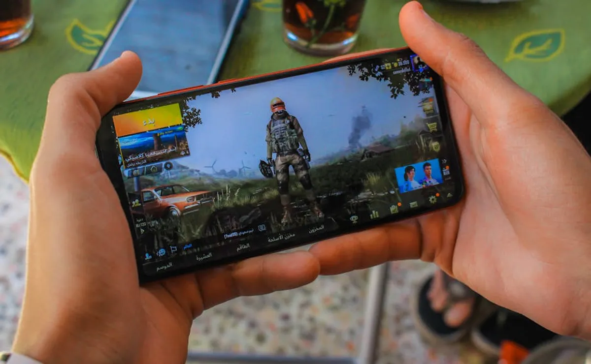 Freefireheadshothackmodapk Review: Features, Safety, Risks, and Alternatives