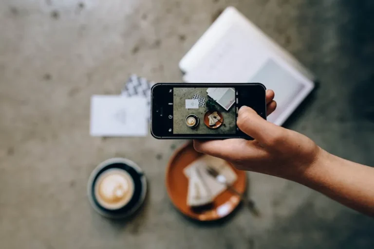 How to Share Photography, Essays, and Press Mentions Online